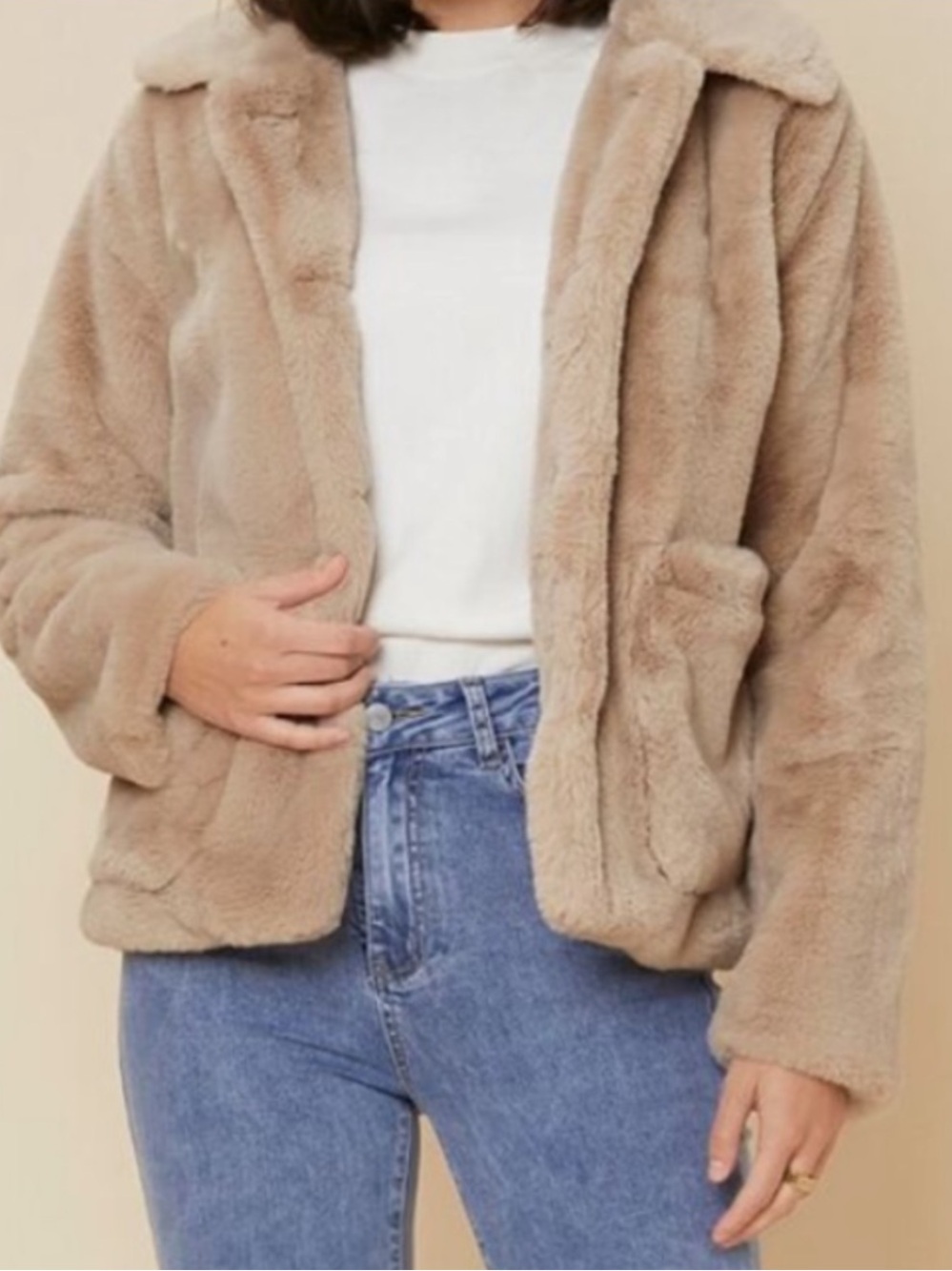 MOTF Women's Cream/Khaki Boxy Fuzzy Faux Fur Teddy Jacket. Size M